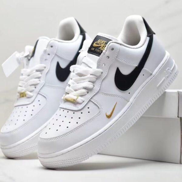 Jam4944 NIKE 29.99$ 225 ASM