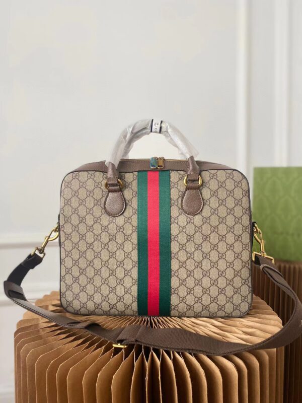 Jam3532 GUCCI 455 65$ GBB