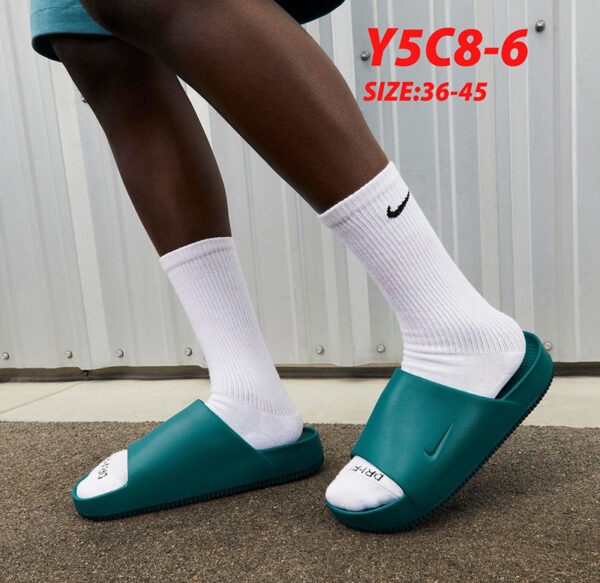 Jam3273 Nike calm slide 34.8$