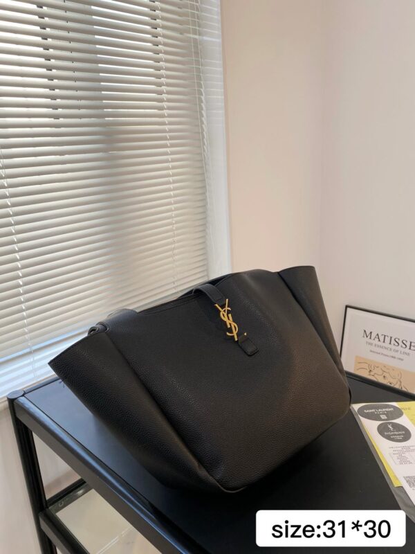 Jam5454 YSL  89.99$