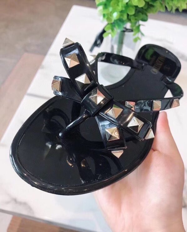 Jam5356  Valentino  59.99$