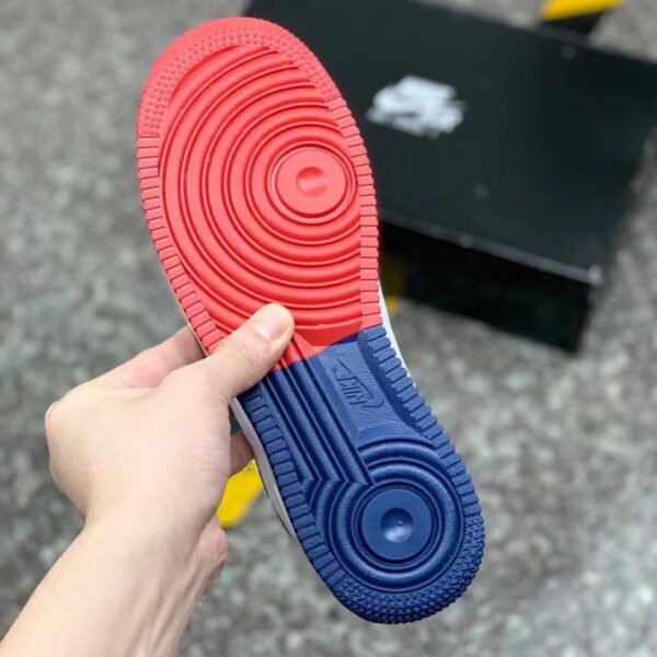 Jes3097 43.8$ NIKE