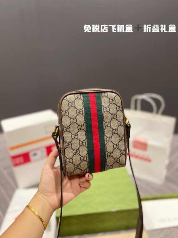 Jam4037     GUCCI    65.99$