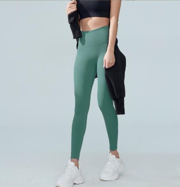 Jam4131  lulu 26.99$  GYYF
