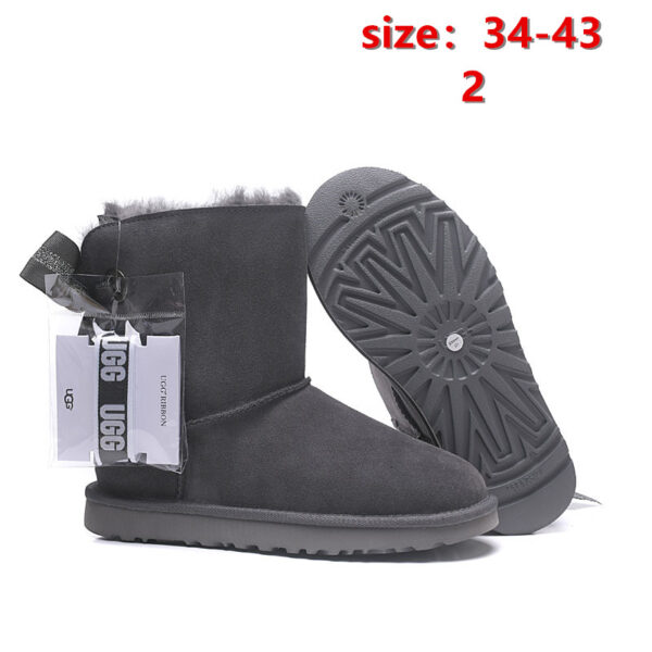 Jes675 UGG 5A 52$ 380 UGG