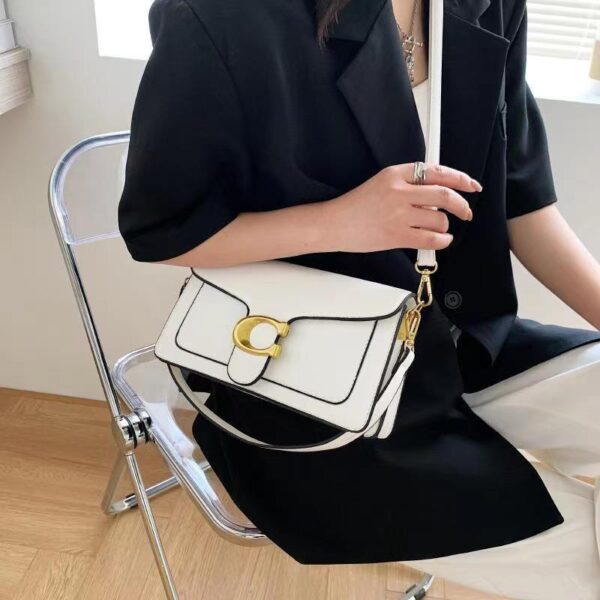 Z2932 COACH 49.99$ - Image 11