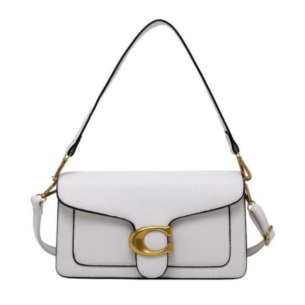 Z2932 COACH 49.99$ - Image 6