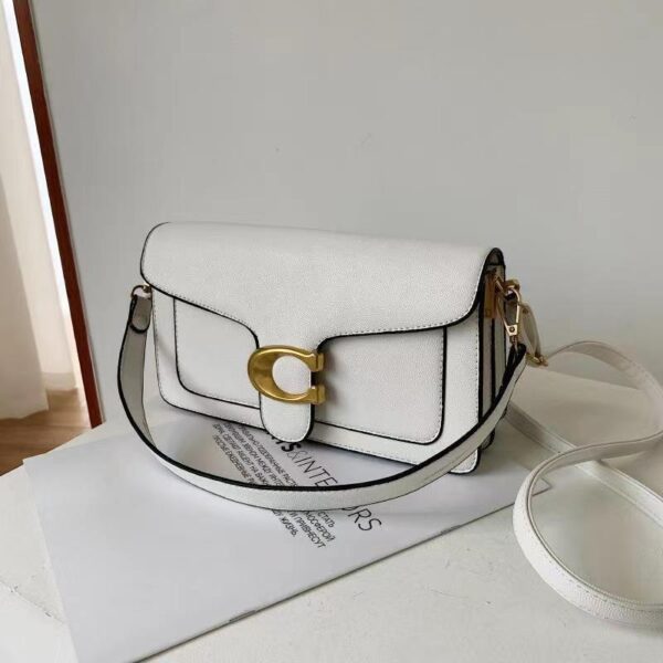 Z2932 COACH 49.99$ - Image 7