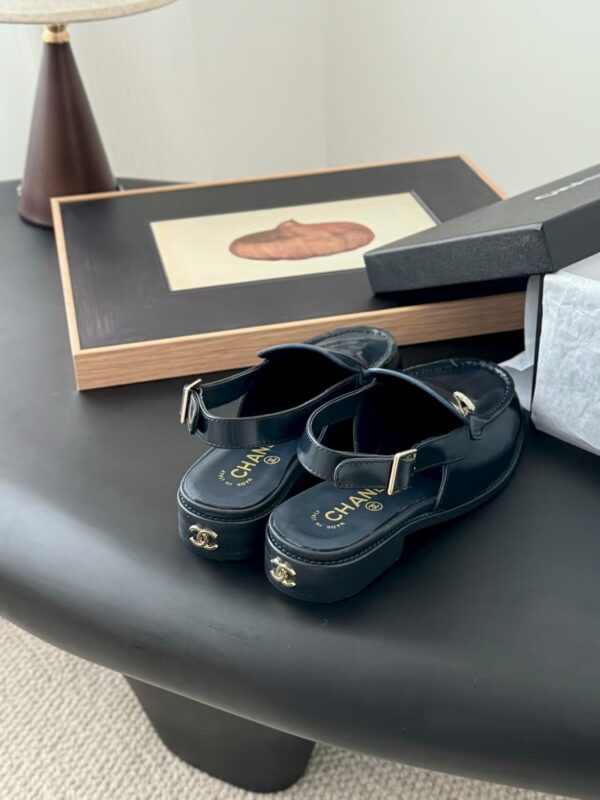 TL2680 CHANEL 85.99$ WITH BOX - Image 9