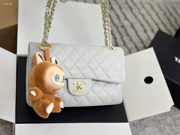 TL2677 CHANEL 65$ - Image 17