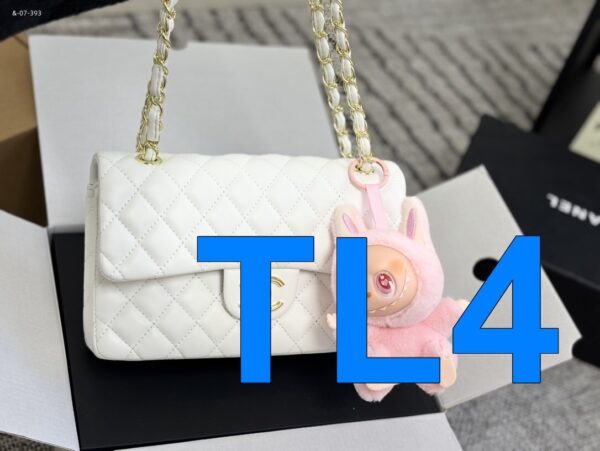 TL2677 CHANEL 65$ - Image 19
