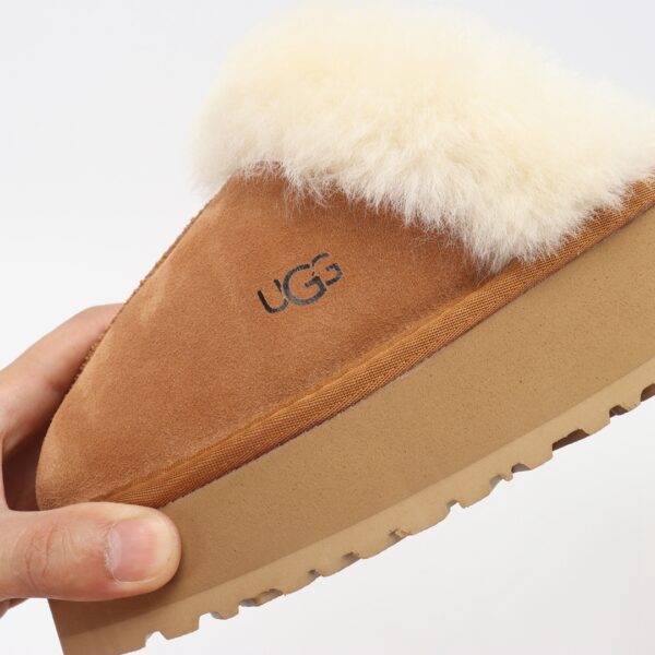 Jes4068 UGG KIDS 5A+ TOP 250 29.99$ UGG