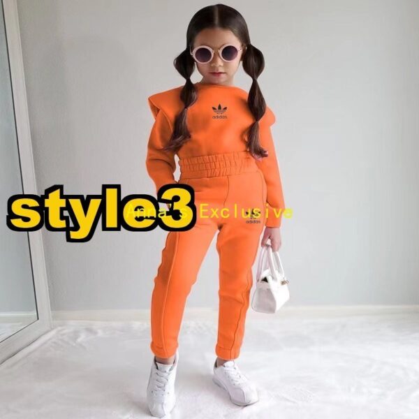 Jes4126 27.88$ adidas Kid - Image 4