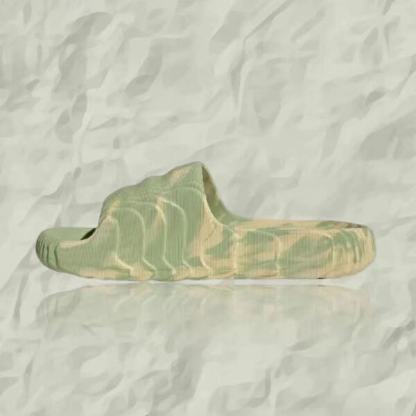 Jam4773 Adidas 29.9$ 215 YZTX - Image 4
