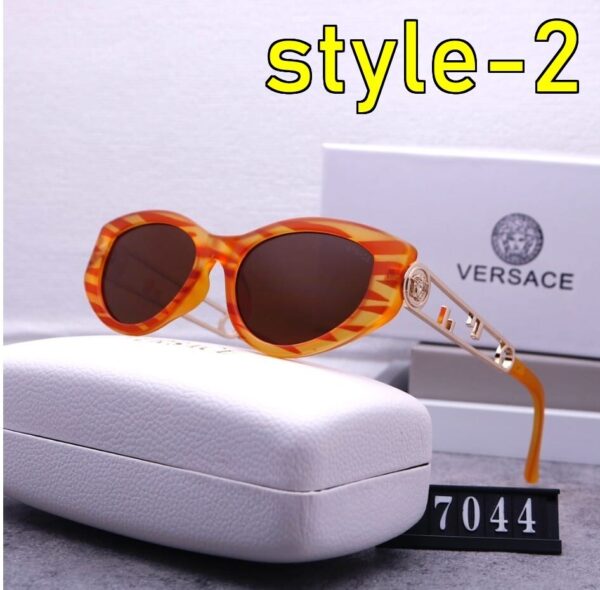 Jam2867 VERSACE 23.99$ 175 - Image 4