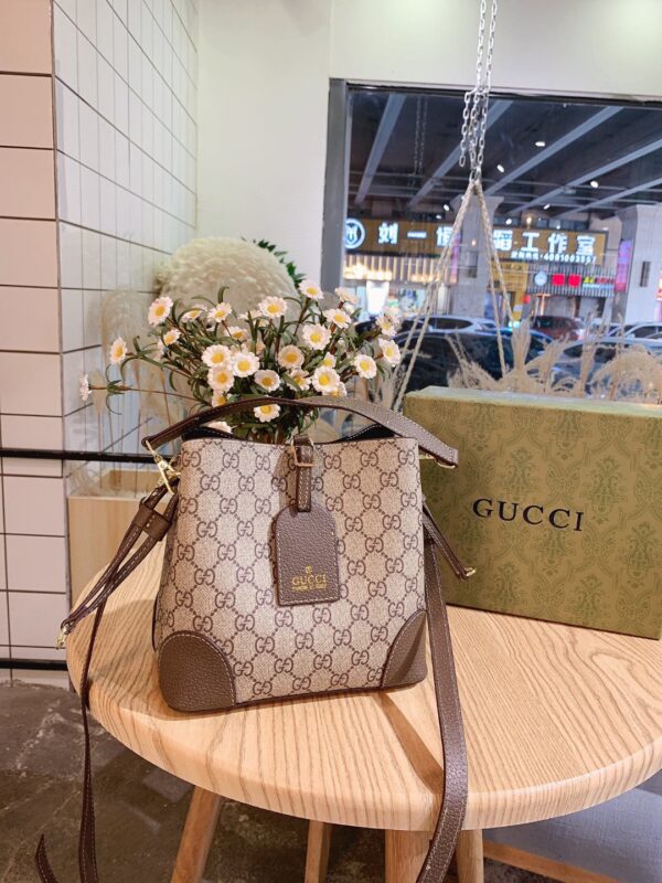 Jam1115 Gucci 5A+ BOX 385 52$ GBB - Image 4