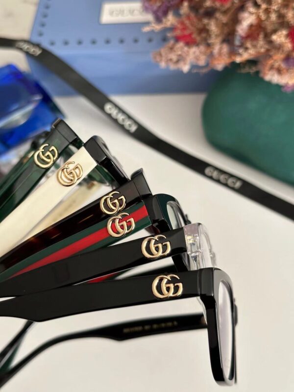 Jam5320 GUCCI 52$ - Image 4