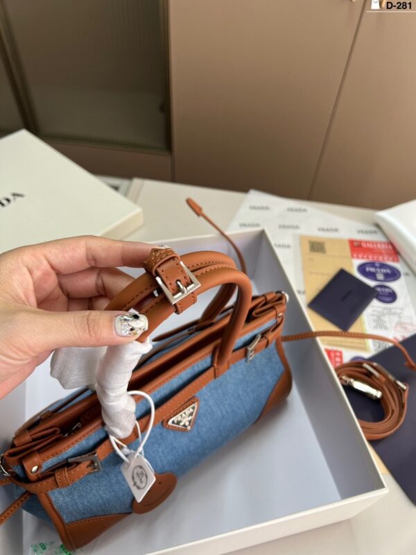 Jam5243 PRADA  89.99$ - Image 4