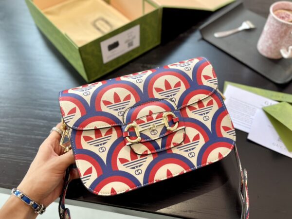 Jam4046  GUCCI   75$ - Image 4