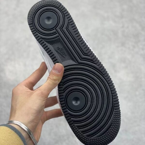 Z1746-55.66$-Nike AF1 - Image 12