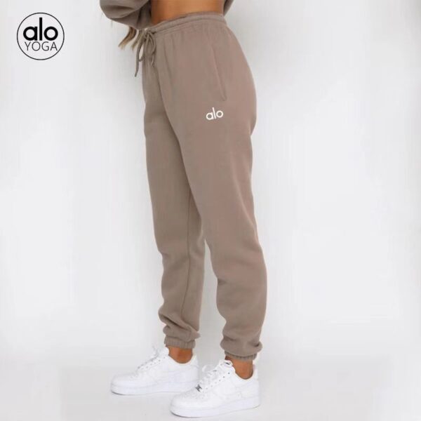 Z5803-49.99$ Yoga Women's Set - Size S-XXL - Image 10