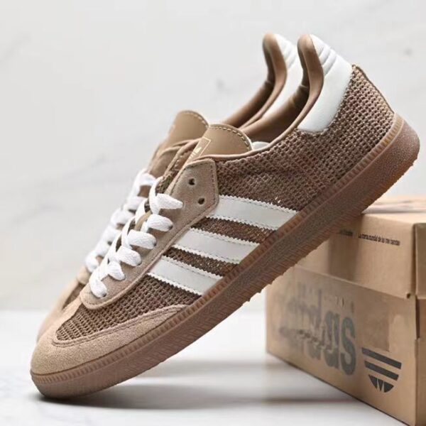 Z5523-55.99$ Adidas - Size 36-45 - Image 6