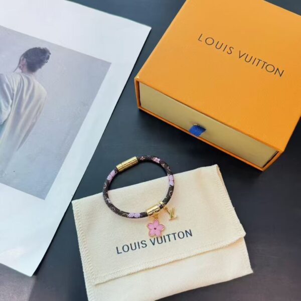 TL2646 LV 39.99$ box - Image 6