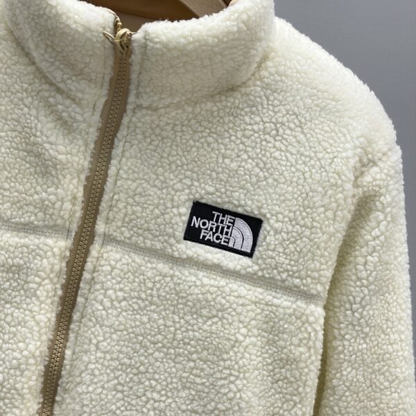 Jam3466 THE NORTH FACE Double 58.9$ SLN1H