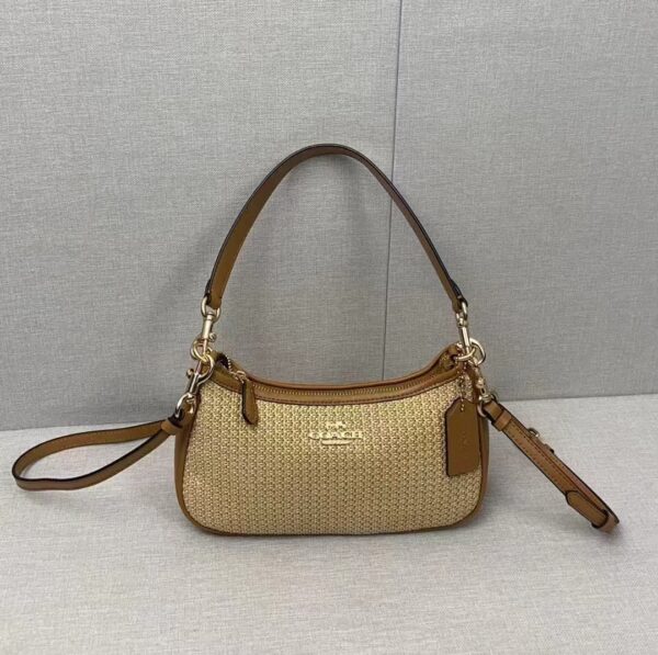 Jam4909 Coach 55$ 450 GBB - Image 5