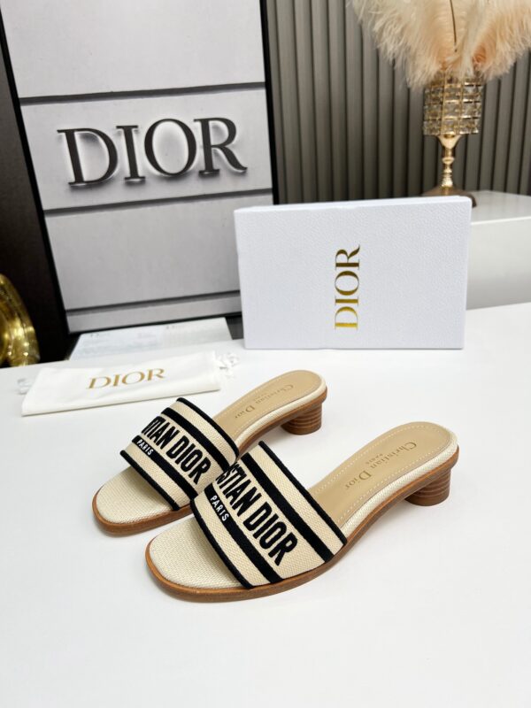 Jam5338 DIOR 54$ - Image 5