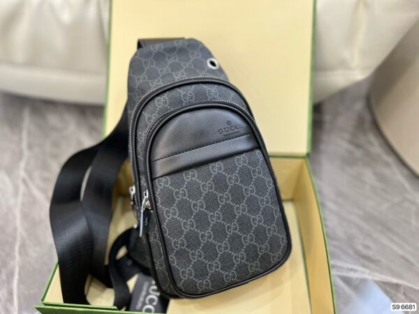 Jam4044  GUCCI      52$ - Image 5