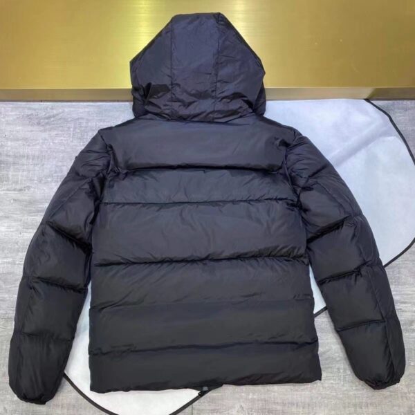 Z4302 59.99$ Moncler - Image 8