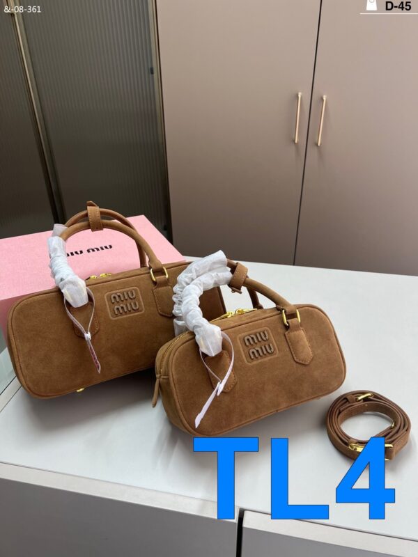 TL2640 MIUMIU 62$ B0X - Image 15