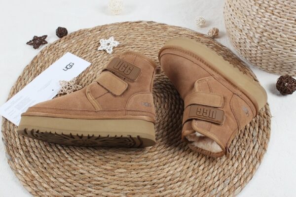 Z4132-55.99$-UGG size 35-45 - Image 6