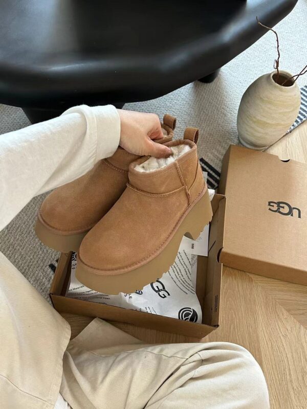 Z5804-58.99$ UGG Women's Shoes - Size-35-40 - Image 12