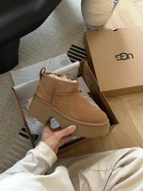 Z5804-58.99$ UGG Women's Shoes - Size-35-40 - Image 5