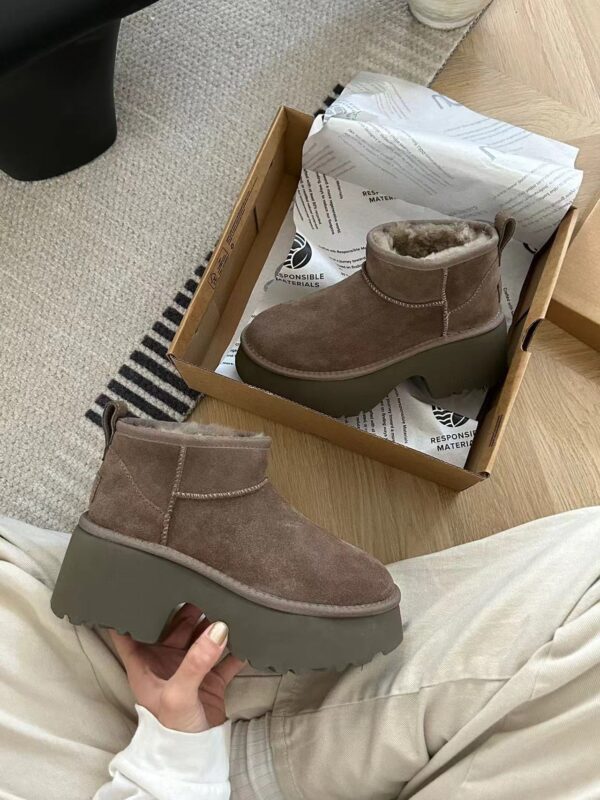Z5804-58.99$ UGG Women's Shoes - Size-35-40 - Image 6