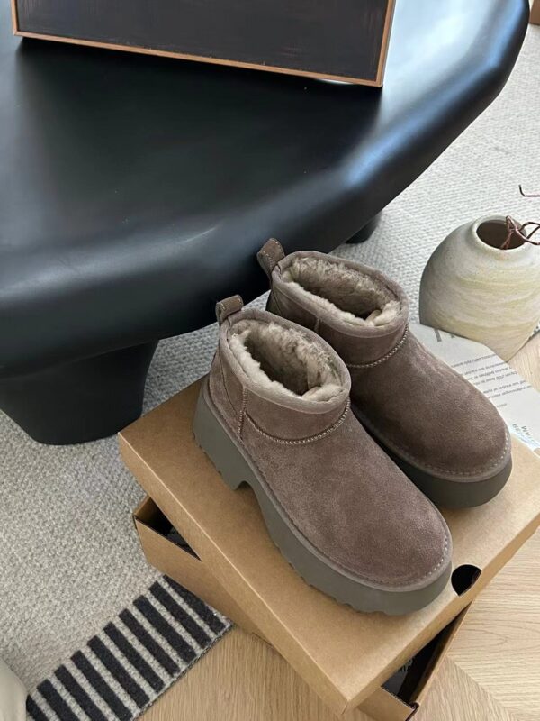 Z5804-58.99$ UGG Women's Shoes - Size-35-40 - Image 7