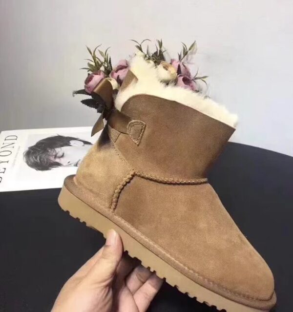 Z5715-49.99$ UGG size 36-40 - Image 3