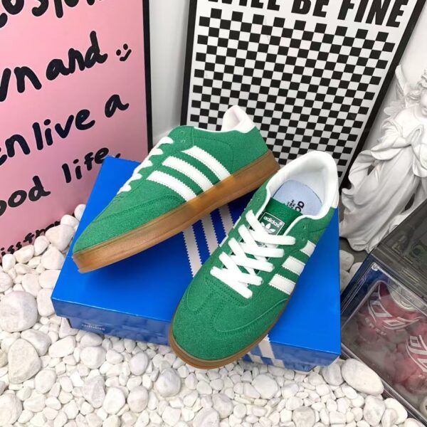 Z5822-49.99$ Adidas size 36-44 - Image 11
