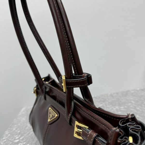 Jam6202 PRADA 89$ - Image 2