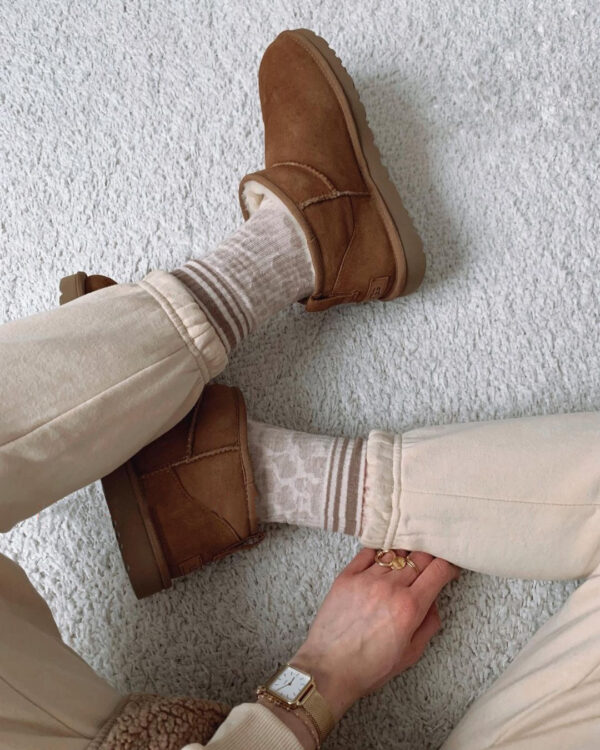 Jes4865 UGG 5AAAAA 340 46.99$ UGG - Image 6