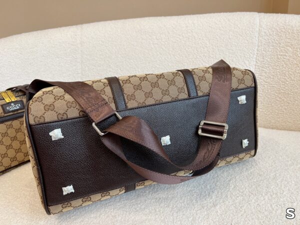 Jam4035    GUCCI    70$ - Image 6