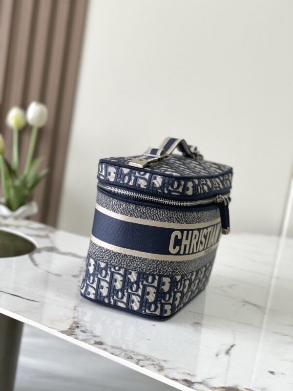 Jam5518 DIOR 78$ - Image 6