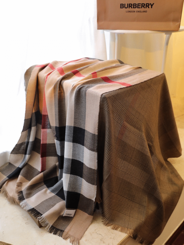 Jam3515 1:1 Burberry 29.99$ WJ - Image 3