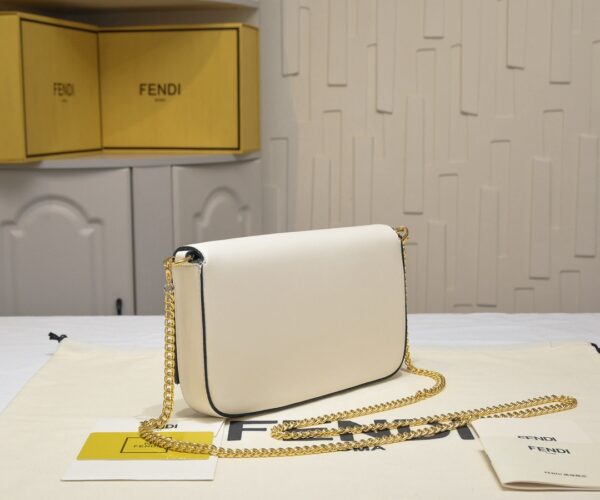Jam5320 FENDI 59.99$ - Image 6
