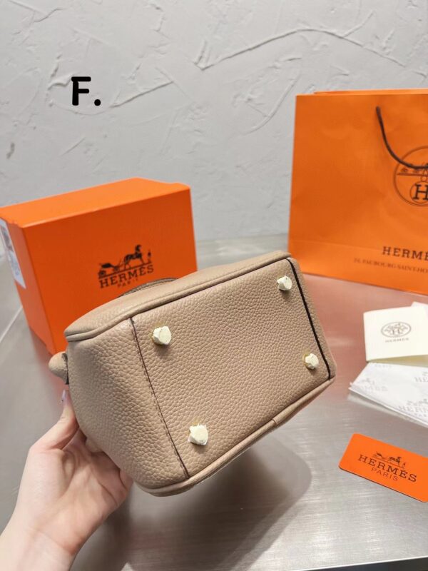 Jes4903 68$ H - Image 6