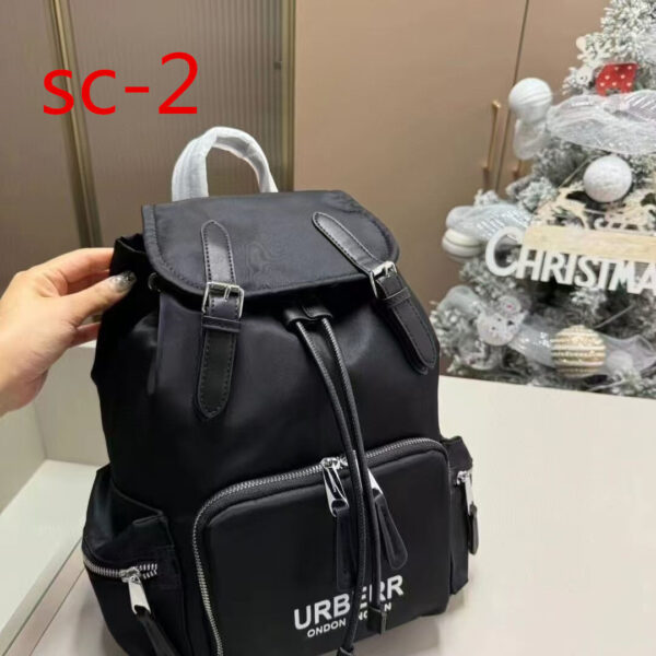 Z5779-79.99$ Burberry, size 33 * 22 * 14 - Image 5