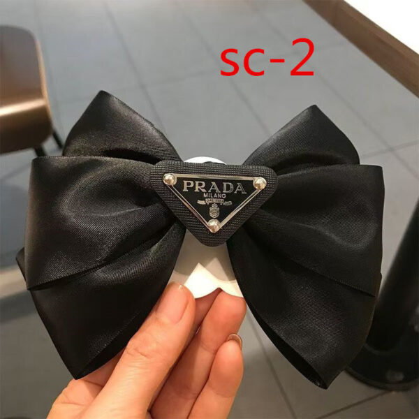 Z5767-26.99$ Prada