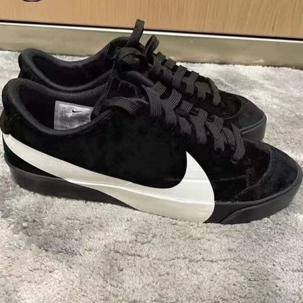 Z5813-49.99$ Nike size 36-44 - Image 9